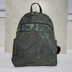 Checkpoint Charlie lightweight backpack